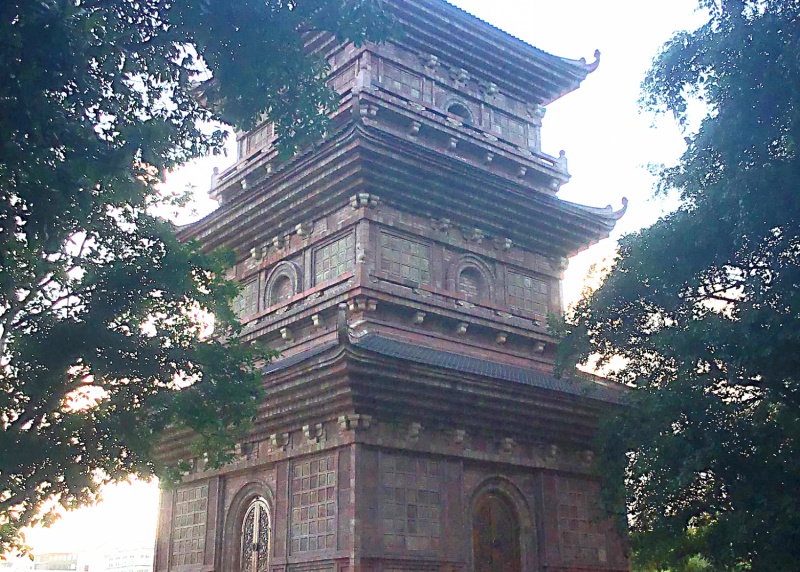 Công trình Cửa tháp và ban công Delicate núi Kỳ Lân tỉnh Ninh Bình